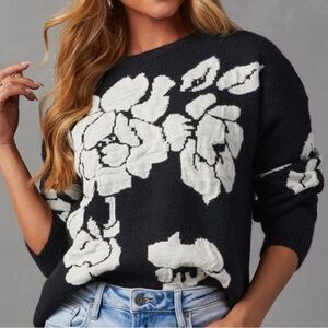 Entro Oversized Floral Crewneck Long Sleeve Knit Sweater NWT Fits Sm/Med